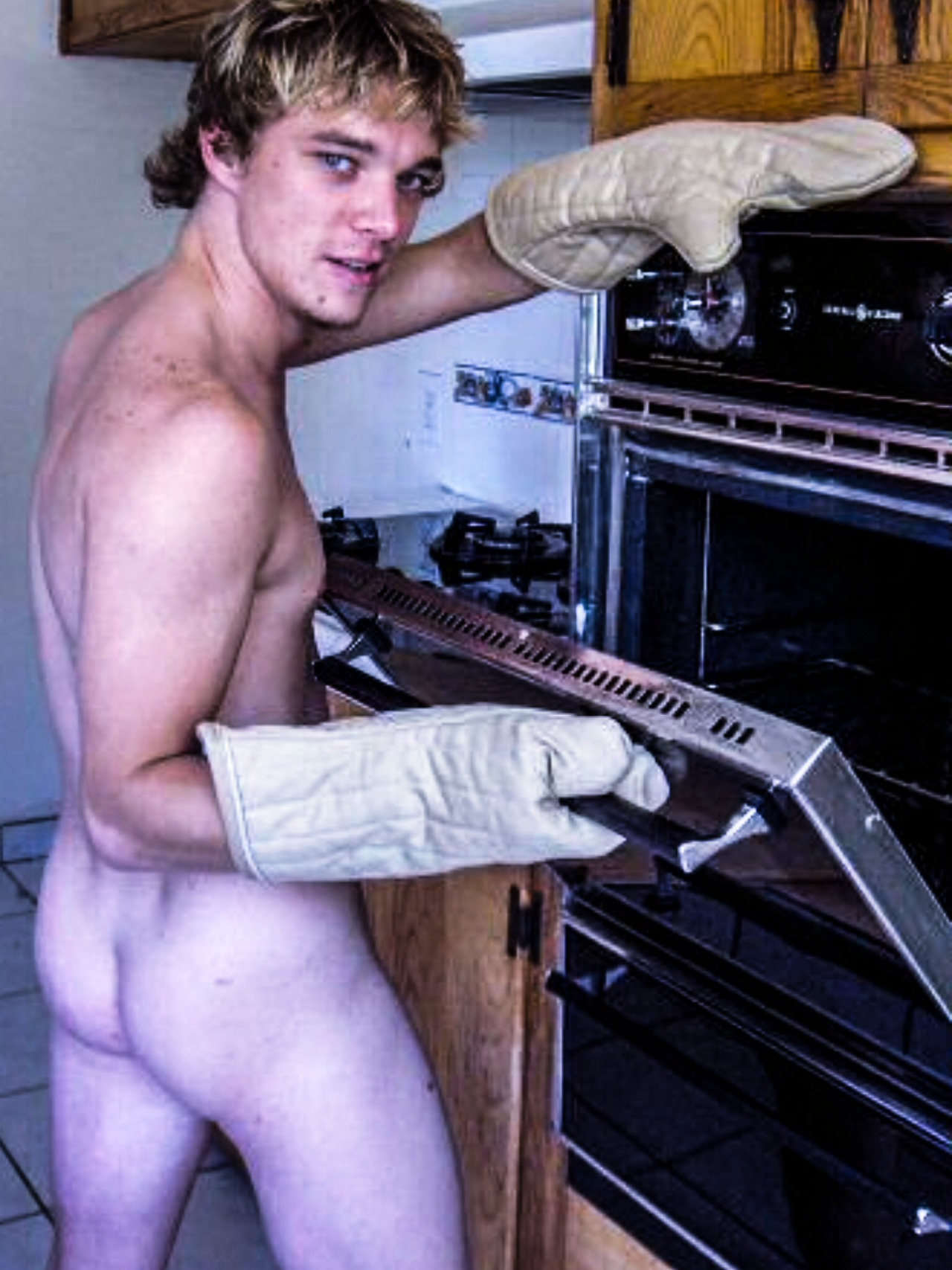Use of Safety Gloves